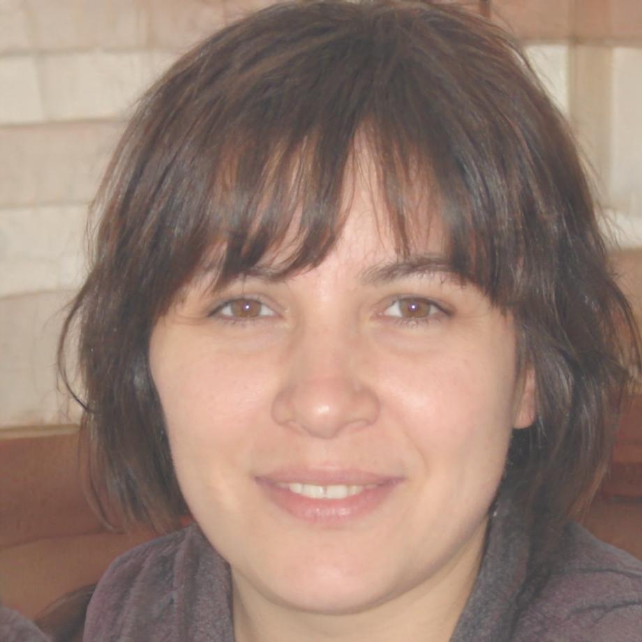 Prof. Dr. Sarah Müller, Leitende Finanzexpertin
